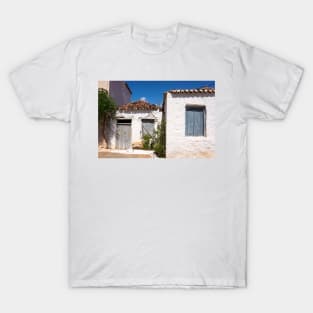 Greek house. T-Shirt